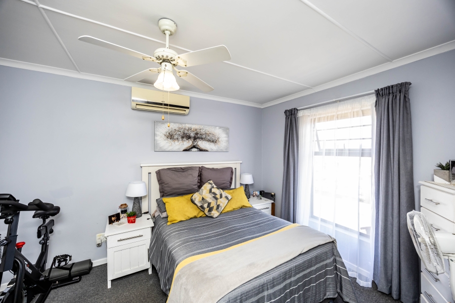 3 Bedroom Property for Sale in Nahoon Valley Park Eastern Cape